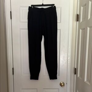 Women’s Lululemon joggers